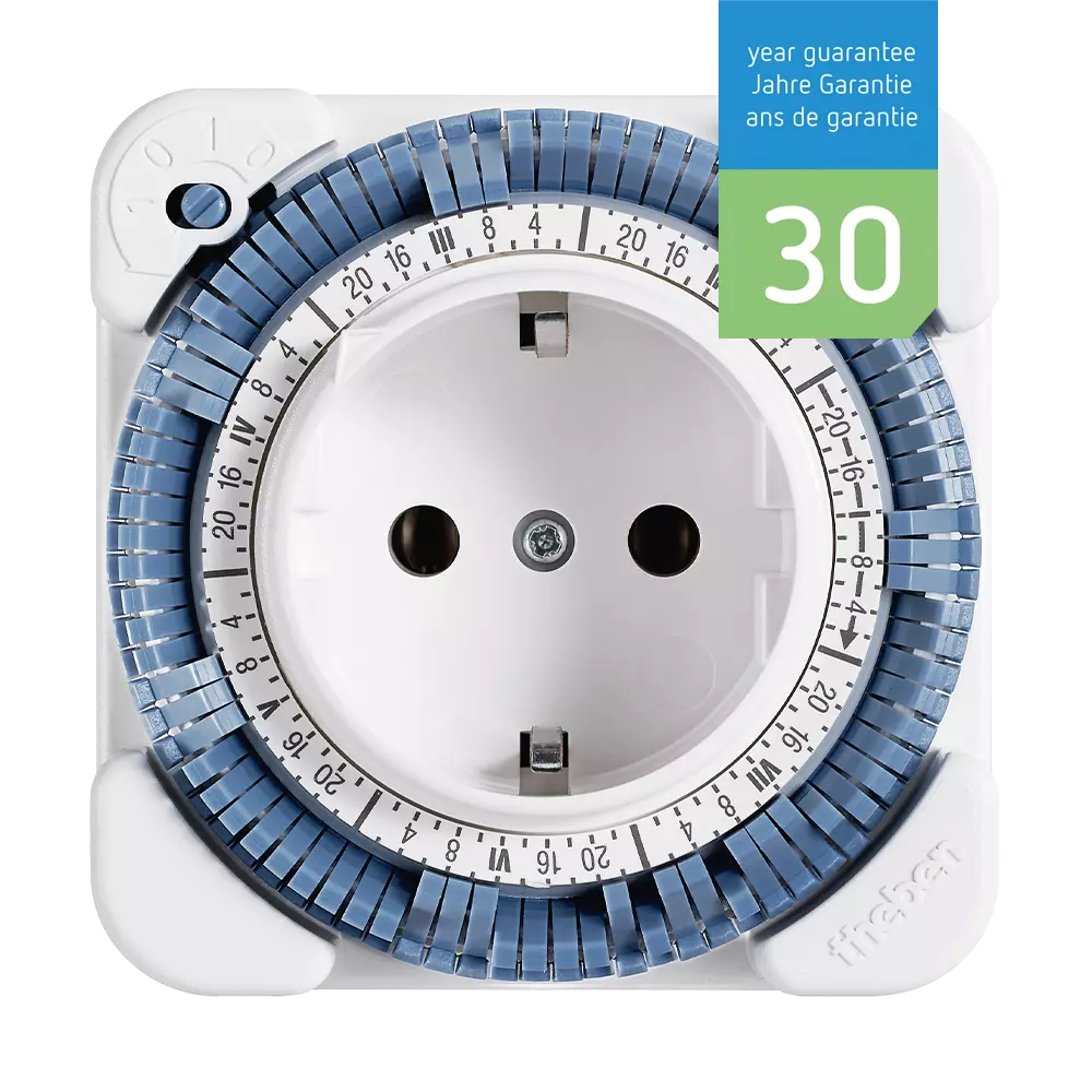 7-day socket timer, white