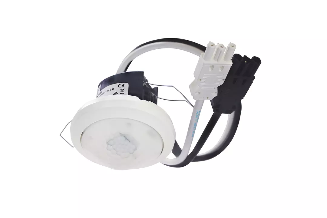 Corridor detector (PIR), with cable and Wieland GST18 plugs, detection range 30 x 5 m, 1 x light