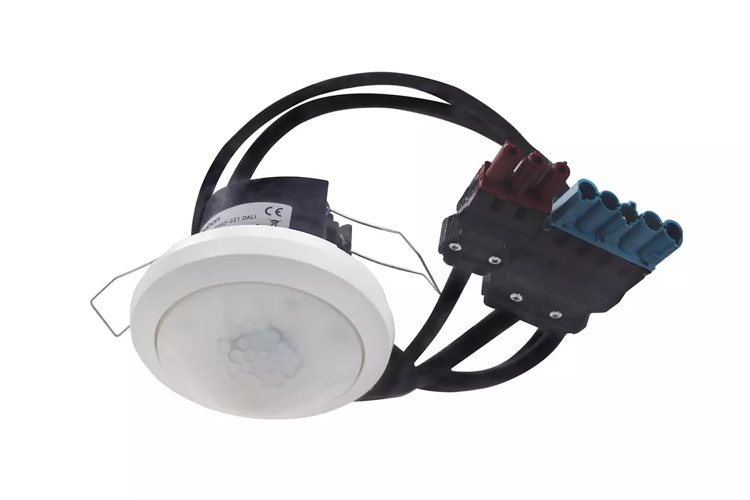 DALI corridor detector (PIR), with cable and Wieland GST18 connectors, detection range 30 x 5 m, 2 x DALI addressable/1 x DALI broadcast