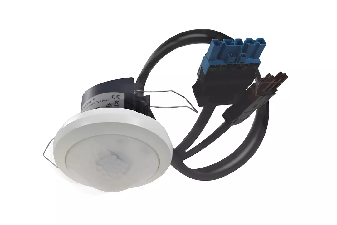 DALI corridor detector (PIR), with cable and WAGO WINSTA connectors, detection range 30 x 5 m, 2 x DALI addressable/1 x DALI broadcast